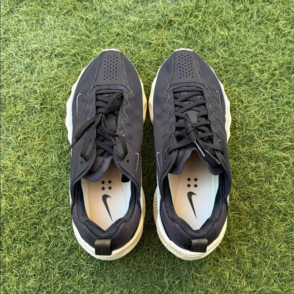 Nike AVA Rover - Picture 4 of 5